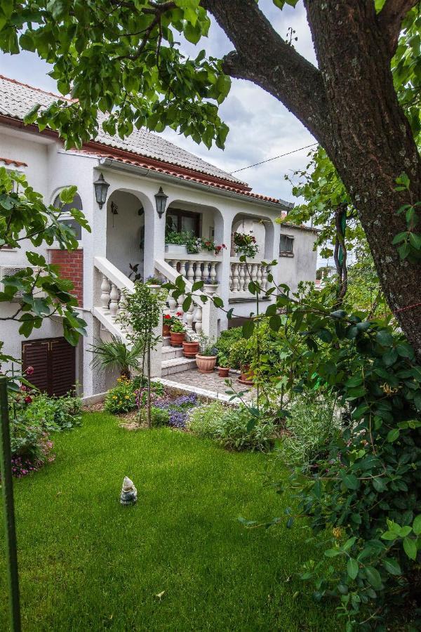 Apartments With A Parking Space Crikvenica - 11307 Exterior foto