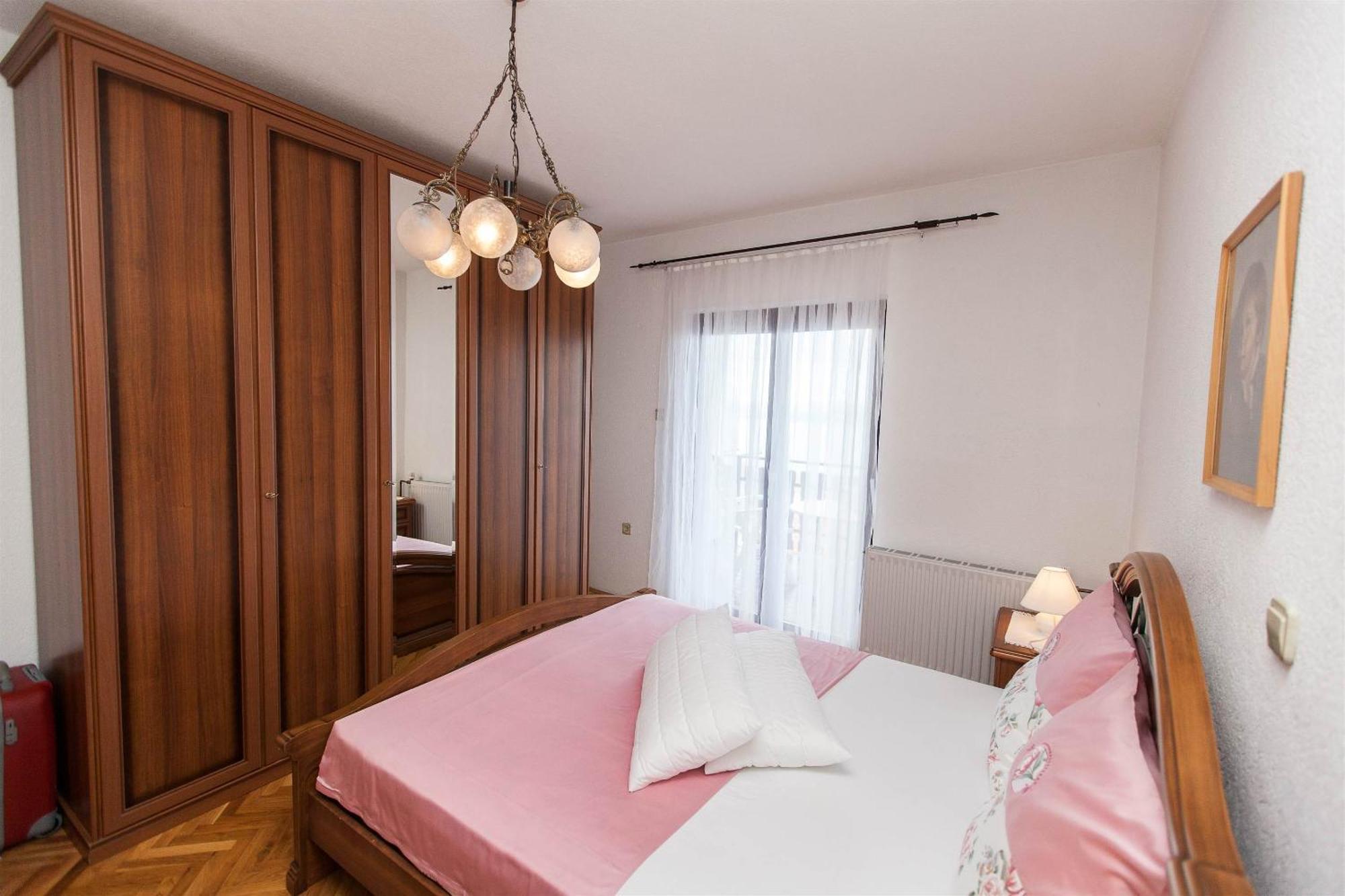 Apartments With A Parking Space Crikvenica - 11307 Exterior foto